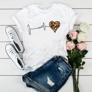 New Women’s Summer T-Shirt – 90’s Leopard Heart Print