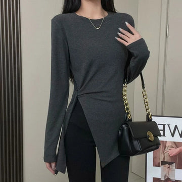 Women’s long-sleeve bandage-style slit T-shirt