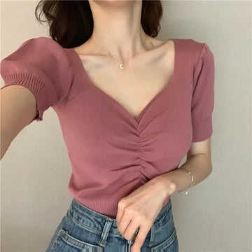 Summer women’s solid slim knit T-shirt – versatile and fashionable
